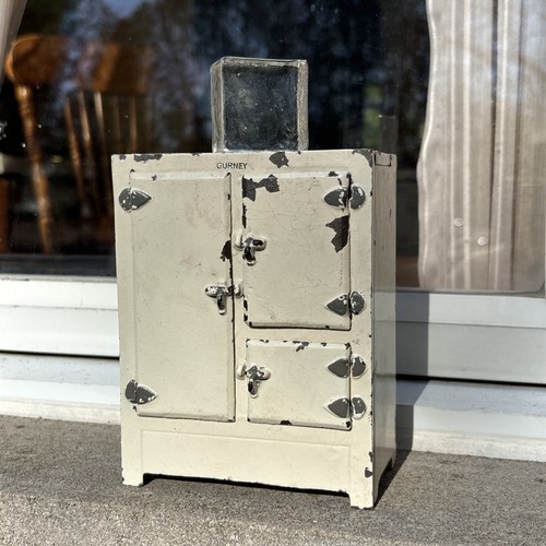 Antique old dollhouse arcade - dollhouse,