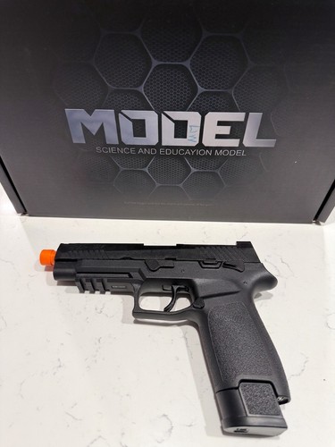 Colt m17 toy gun - 1:1,