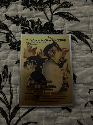 Pokémon dracaufeu vmax - pokémon, gold
