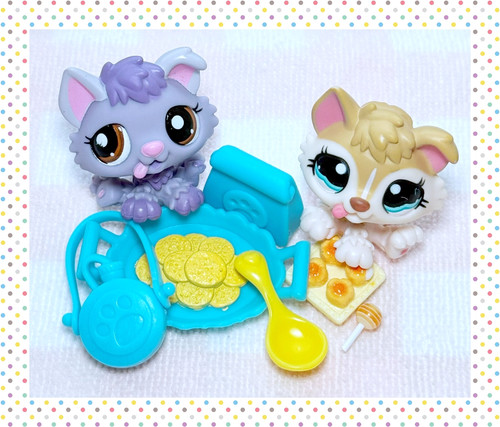 Authentic littlest pet shop - pet,