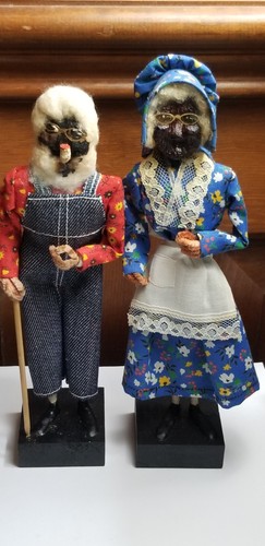 Vintage folk art applehead