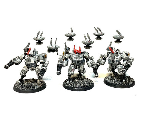 Tau xv8 crisis battle suit - tau,