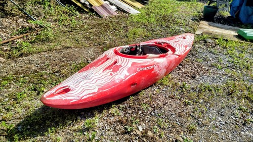 Dagger axiom large kayak - axiom,