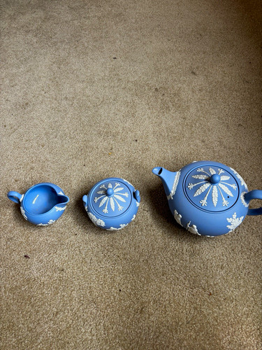 Wedgwood blue white - wedgwood,