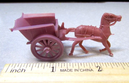Vintage 1960s inch plastic - 2.5,