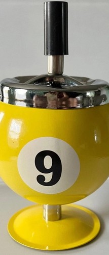 Retro pool ball spinning - retro,