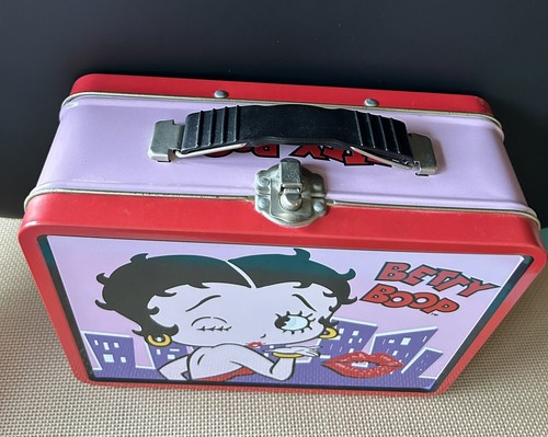Betty boop metal lunchbox - metal,