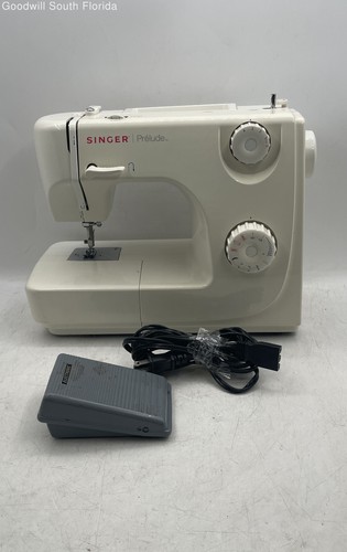 Singer model 8280 white - model,