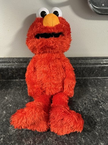 2018 sesame street love hug - sesame, to