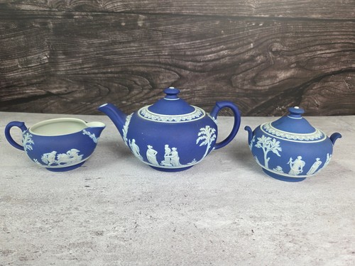 Vintage wedgwood dark - vintage,