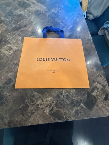 Louis vuitton shopping gift - louis,