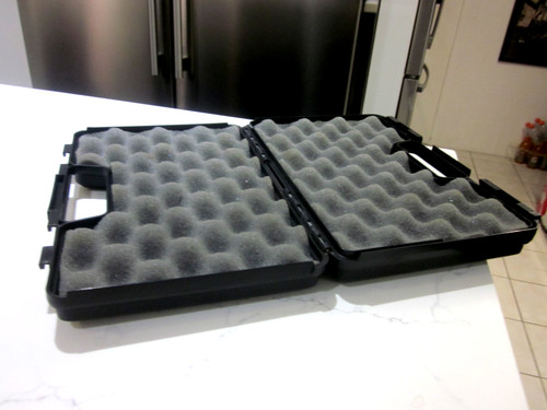 Doskocil black hardshell gun - black,