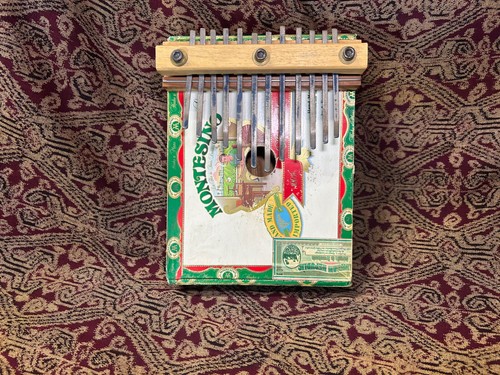 Kalimba cigar box thumb - kalimba, box"