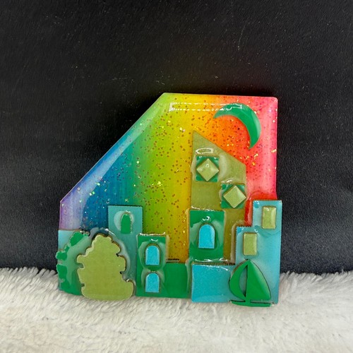 Vintage lucinda house pin - lucinda,