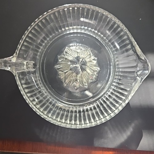 Vintage glass juicer reamer - glass,
