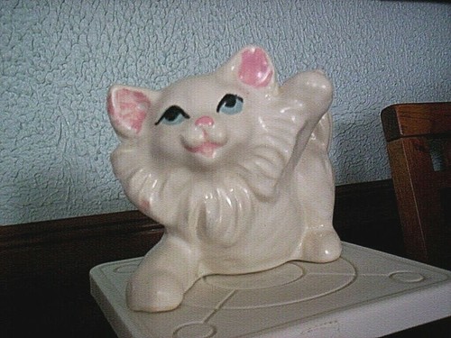 Cute vintage blue eyed - 50's,