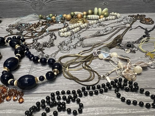 Necklaces lot assorted - necklaces,