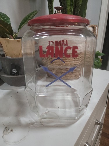 Vintage large lance - large, crackers