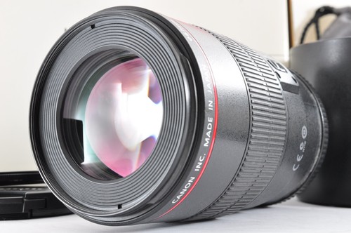 Canon ef100mm macro is - ef100mm,