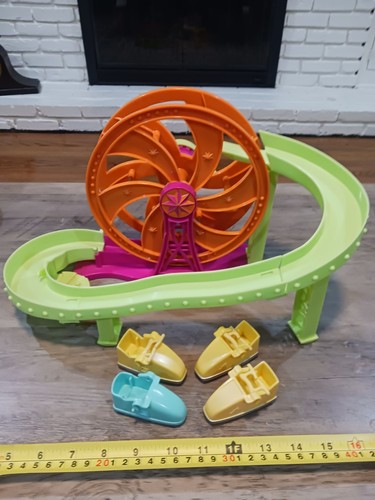 Polly pocket ferris wheel - ferris,