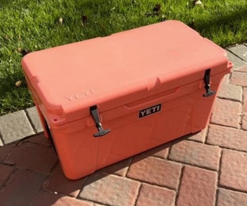 Yeti tundra cooler - 65,