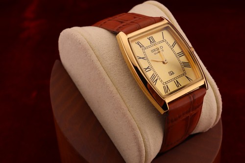 Vintage men seiko quartz - vintage,