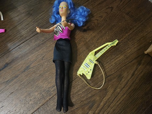 Jem and the holograms stormer - holograms,