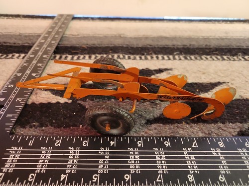 Allis chalmers bottom plow - chalmers,