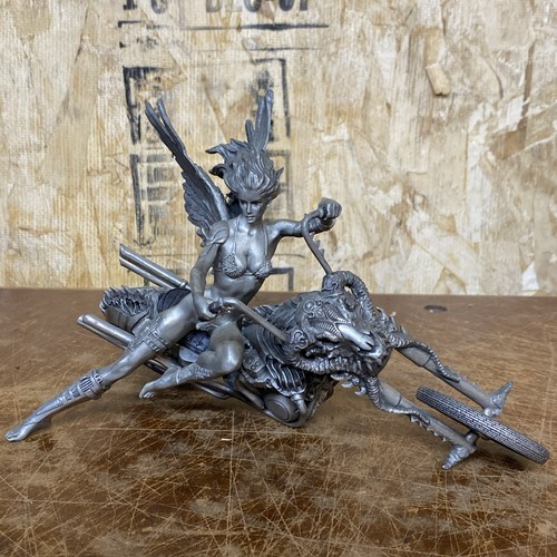 Franklin mint temptation - temptation, rides