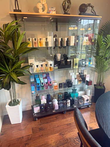 Glass floor standing - glass, retail