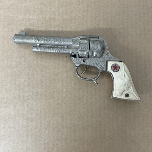 Vintage 1950 western hubley - vintage,