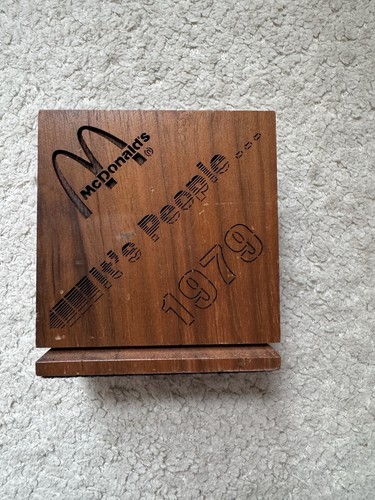 Rare 1979 mcdonald logo - mcdonald's,