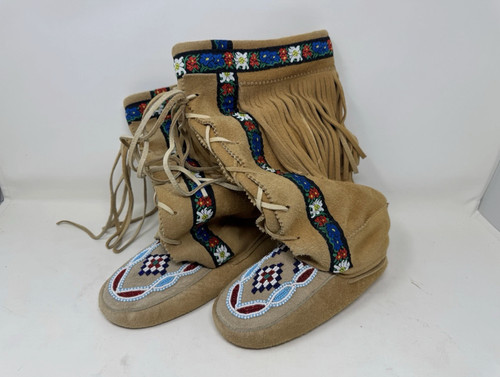 Manitobah mukluks limited - manitobah,