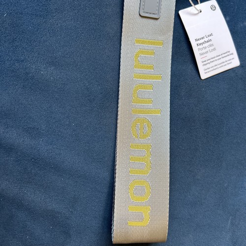 Lululemon never lost - lululemon, lanyard