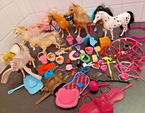 Vtg barbie lot horse tack - horse, +tack