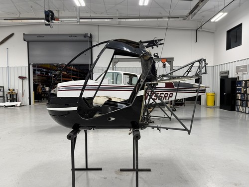 Robinson r22 fuselage with - r22,