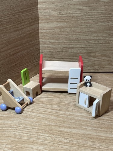 Hape wood doll house - doll,