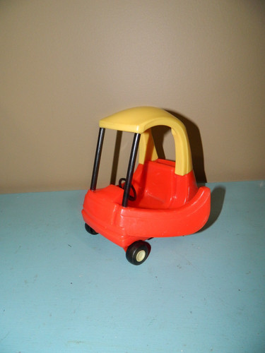 Vintage little tikes dollhouse - little,