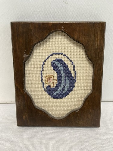 Vtg wood framed cross - 5",