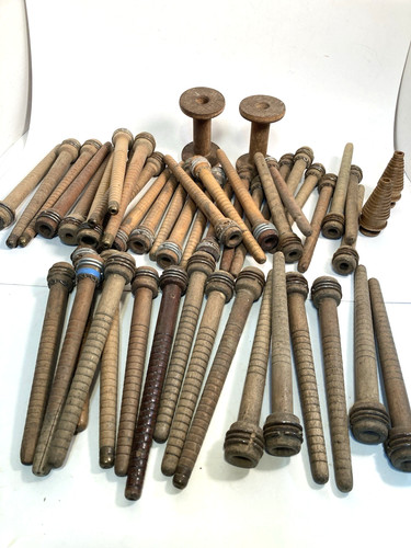 Wood bobbins rusty - wood,