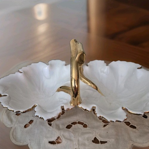 Vintage leaf pottery trinket - vintage, pottery,