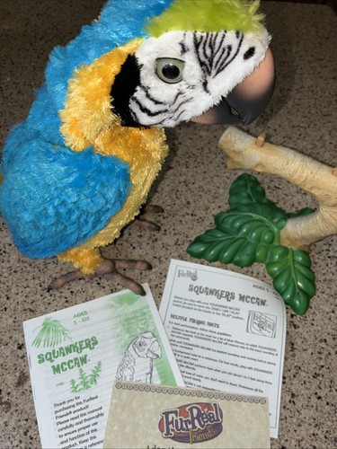 Hasbro furreal squawkers - hasbro,
