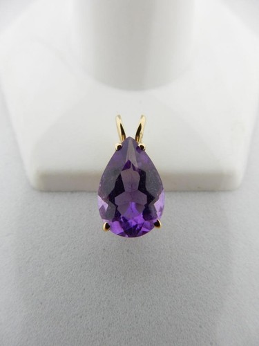 Beautiful yellow gold - 14,