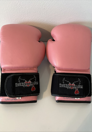 Women kick boxing - 12, oz