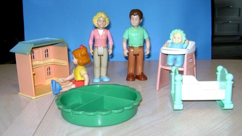 Vintage little tikes dollhouse - vintage,