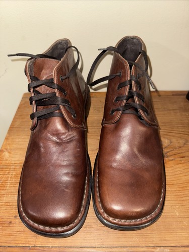Elle size brown boots - elle,,