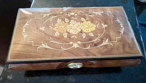Italian inlaid wood jewelry - inlaid,