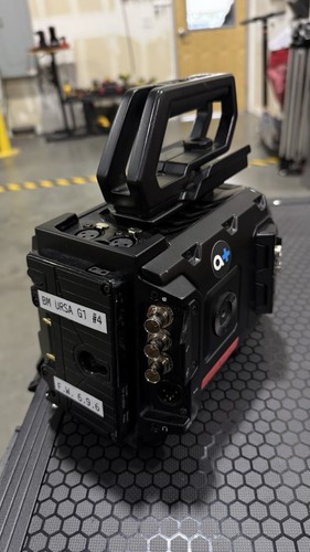 Blackmagic ursa broadcast - ursa,