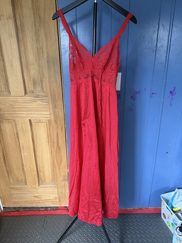 Pre owned olga bodylace - pre-owned,