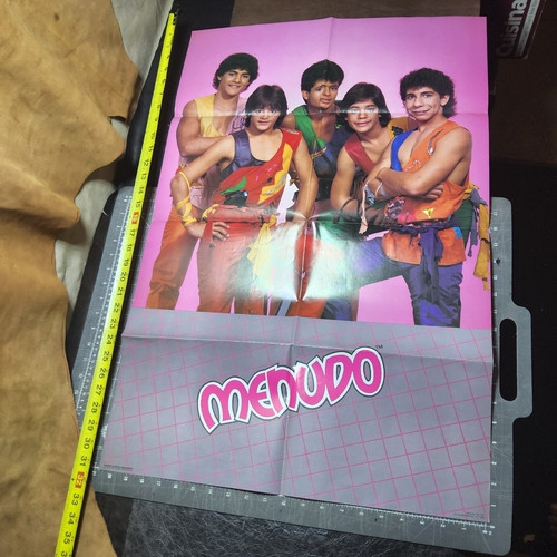 Vtg 1984 menudo - , 21x31"